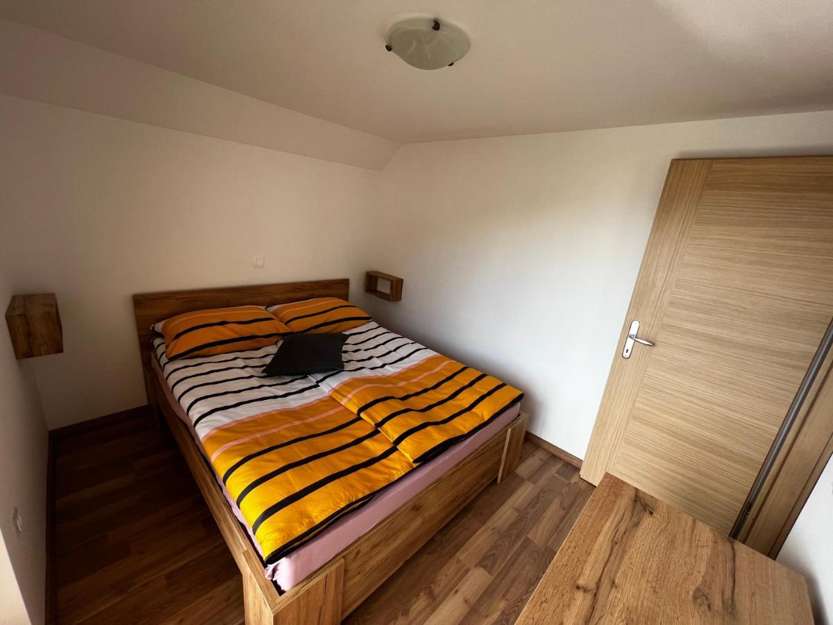 Apartma Ela Zgornje Gorje Exteriör bild